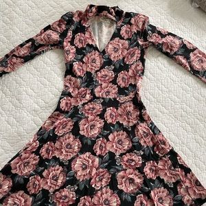 Floral Hollister dress size xs